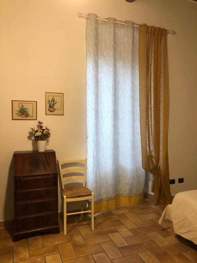 Iris Appartement Villa Guardia Buitenkant foto